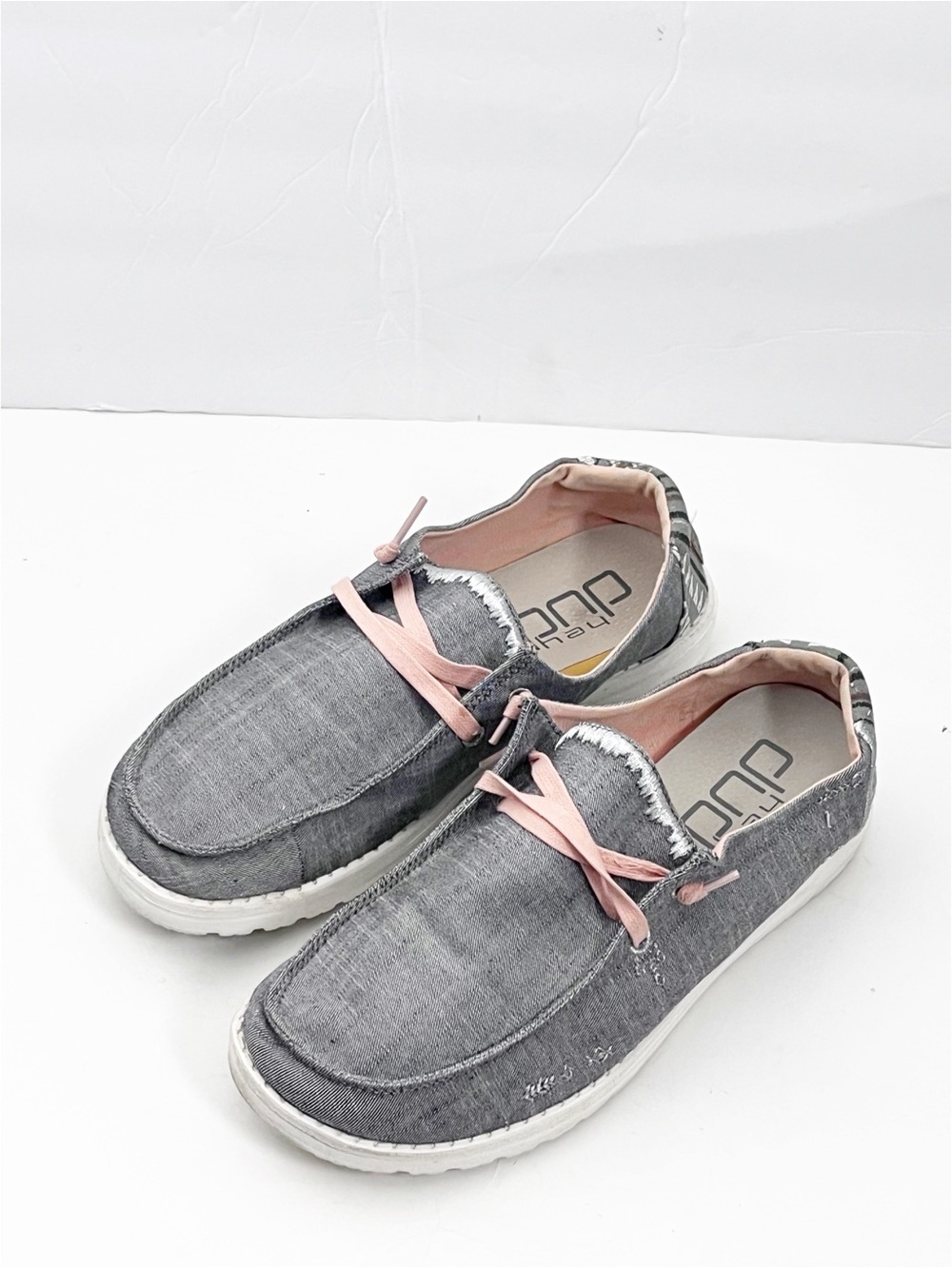 HEY DUDE Wendy Boho Gray Aztec Print Slip On Shoes Size 9 Casual Neutral Comfy - Picture 7 of 11